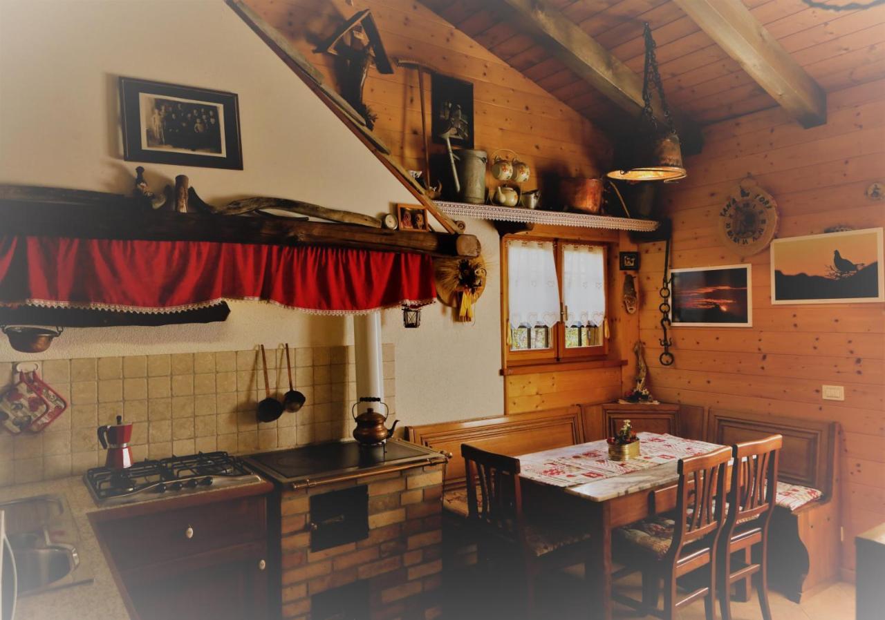 Baita Tana Da L'Ors Forgaria nel Friuli Buitenkant foto